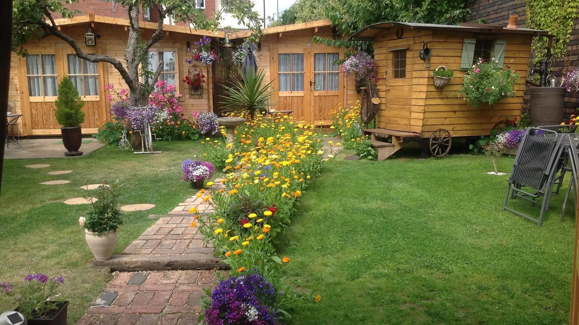 Alice Guest House Cheltenham